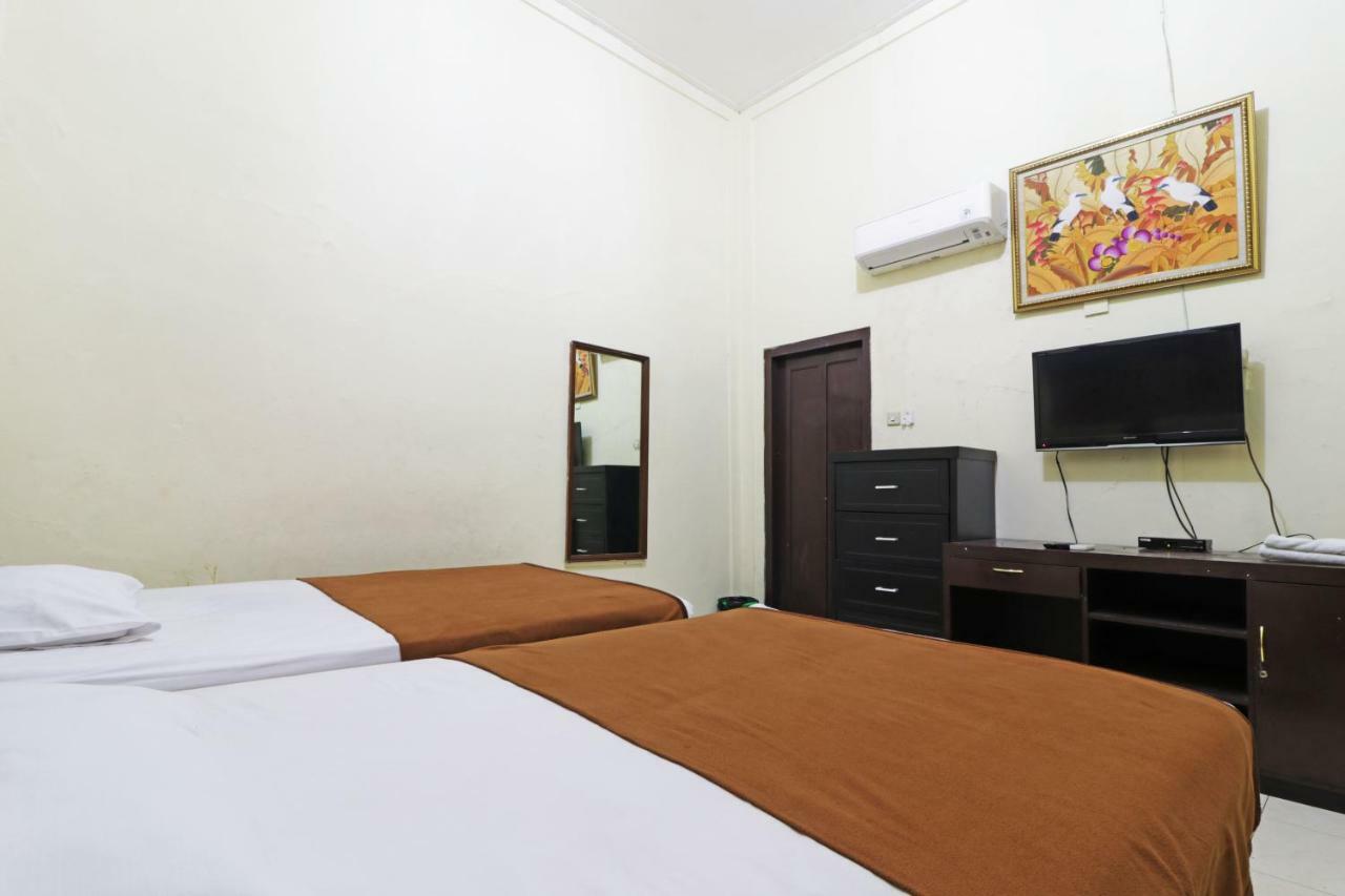Borneo Hostel Джакарта Екстериор снимка