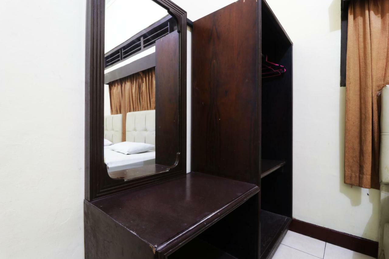 Borneo Hostel Джакарта Екстериор снимка